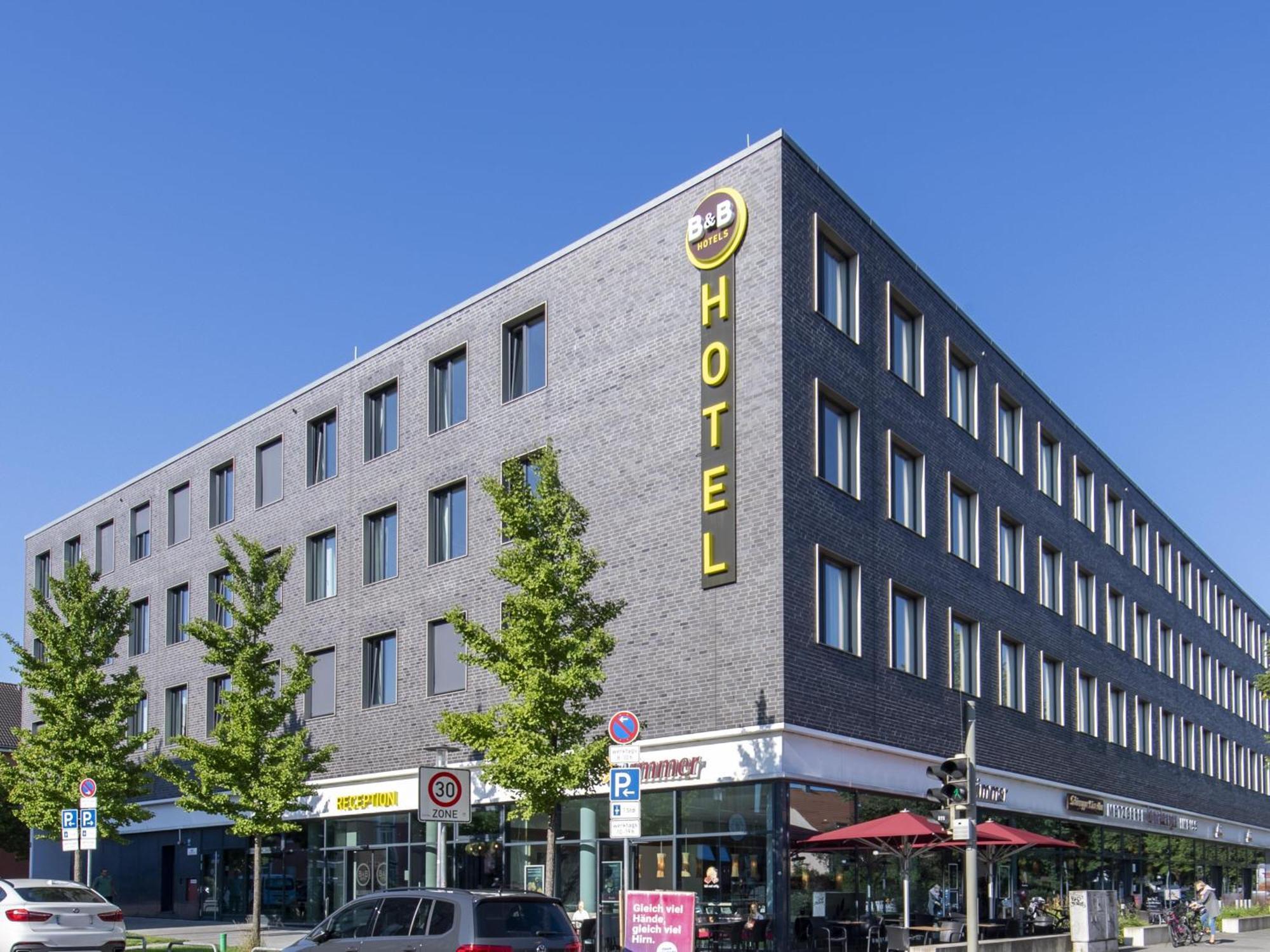 B&B Hotel Muenchen-Trudering Экстерьер фото
